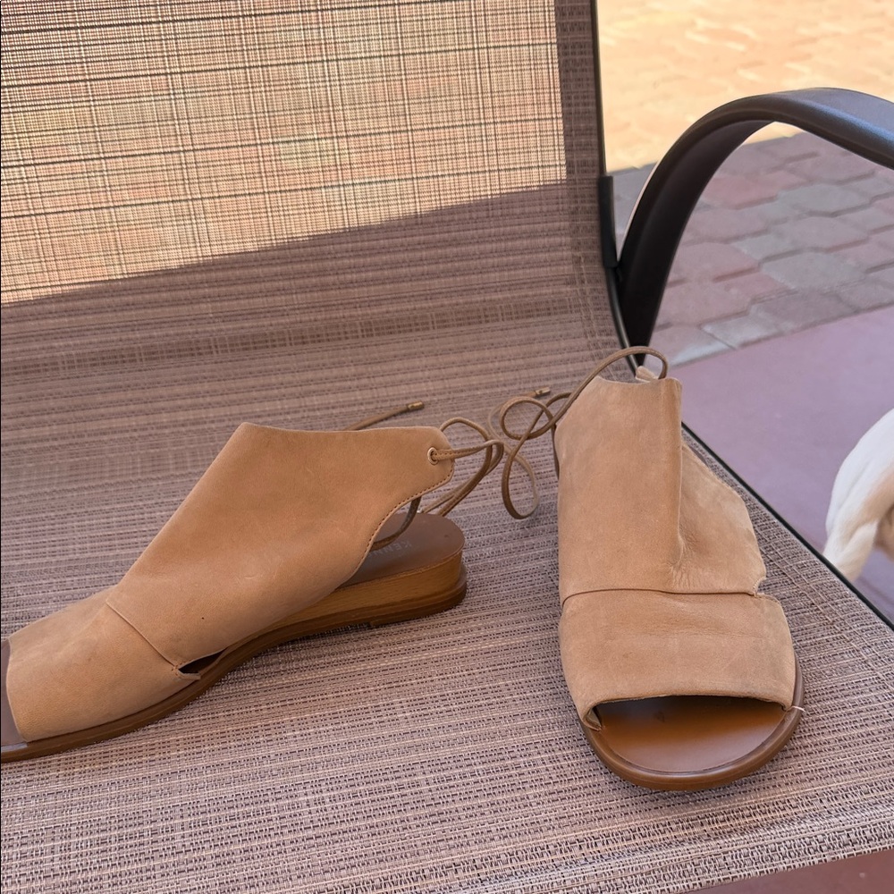 Kenneth Cole Tan Women's Sandals